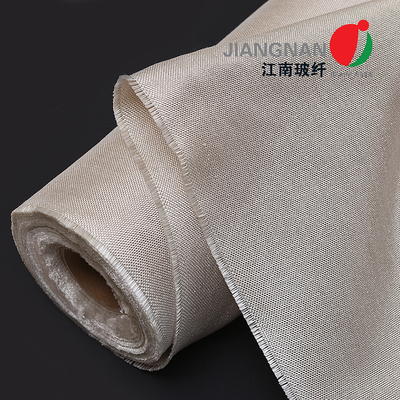 উচ্চ তাপমাত্রা পরিবেশে ঢালাই সুরক্ষার জন্য -50C থেকে 550C পর্যন্ত প্লেইন ওয়েভ স্ট্রাকচার টেক্সচারযুক্ত ফাইবারগ্লাস কাপড়